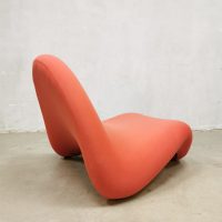 Retro Dutch vintage design chair Tongue fauteuil Pierre Paulin Artifort 577