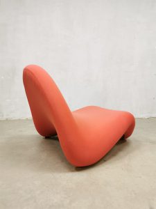 Retro Dutch vintage design chair Tongue fauteuil Pierre Paulin Artifort 577