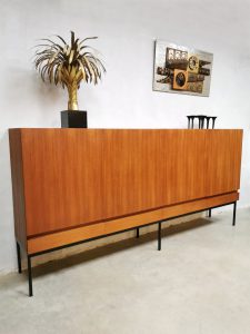 vintage design highboard sideboard wandkast Dieter Waeckerlin jaren 50 teak wood