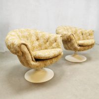 Vintage Swedish space age swivel chairs draaifauteuils Overman 'Geometric pattern'