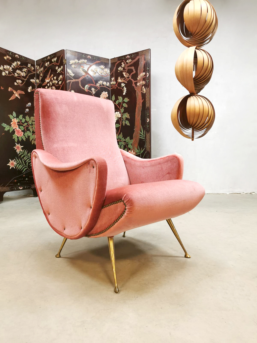 Shinkan Doe voorzichtig selecteer Midcentury pink velvet Italian design armchair vintage fauteuil Zanuso  style | Bestwelhip