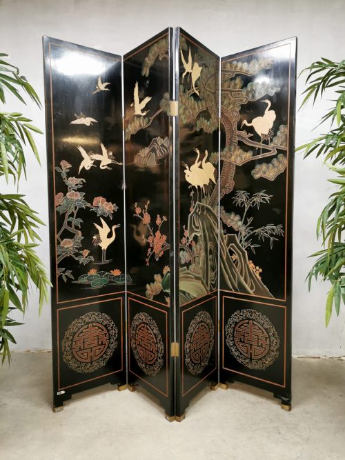 Vintage Asian lacquer room divider paravan 'Crane birds dancing'