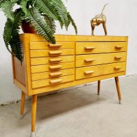 Vintage Industrial chest of drawers cabinet industrieel school ladekastje