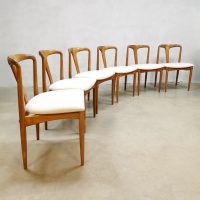 Vintage teak dining chairs eetkamerstoelen Johannes Andersen model Juliane