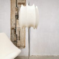 Midcentury design 'cocoon' floor lamp vloerlamp Castiglioni style