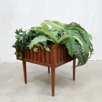 Danish vintage teak indoor planter plant stand houten plantenbak 'Minimalism'