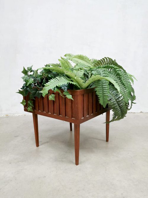 Danish vintage teak indoor planter plant stand houten plantenbak 'Minimalism'