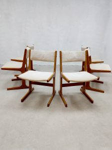 Vintage Danish design dining chairs Deense eetkamerstoelen Farstrup