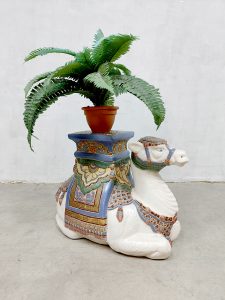 Vintage Midcentury ceramic plant stand table keramische bijzettafel 'Camel'