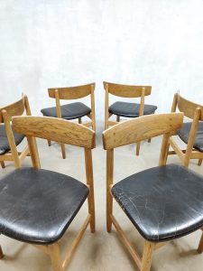 Danish vintage dining dinner chairs dining chair eetkamer stoel model 326 Deens Design