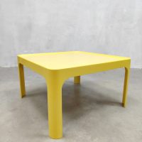 Vintage space age yellow coffee table gele salontafel Preben Fabricius