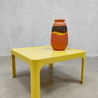 Vintage Modern space age yellow coffee table gele salontafel Preben Fabricius