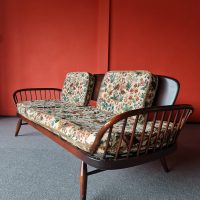 Vintage Ercol model 355 sofa daybed Lucian Randolph Ercolani