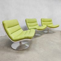 Dutch design vintage lounge set swivel chairs draaifauteuils & coffee table Artifort 'Green spirit'