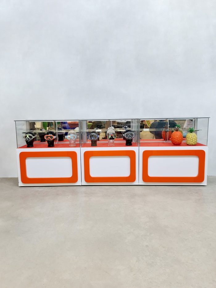 Vintage space age shop counter display cabinet toonbank ‘Groovy 70’s ...
