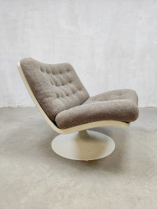 Vintage swivel lounge chair fauteuil Geoffrey Harcourt Artifort F978