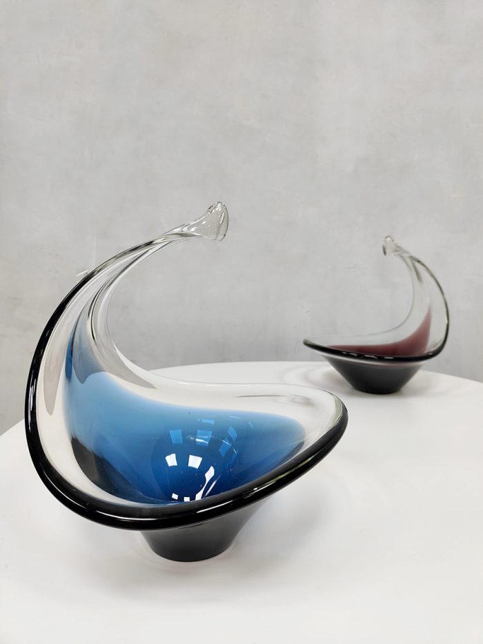 Vintage 'Sculptural Coquille' glass bowls Paul Kedelv Flygsfors
