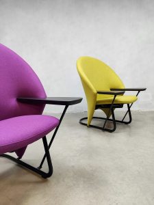 Vintage Dutch design Artifort armchair Floris van den Broecke easy fauteuils 1980