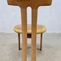 Midcentury design 'T-shape' oak dining chairs