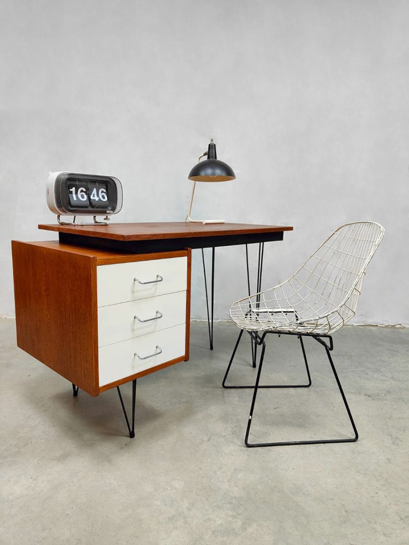 Vintage Dutch ‘Hairpin’ writing desk bureau Pastoe Cees Braakman Bestwelhip