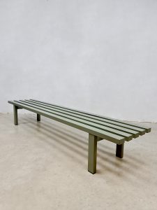 Vintage metal slatted bench 'Meta' metalen lattenbank Metaform