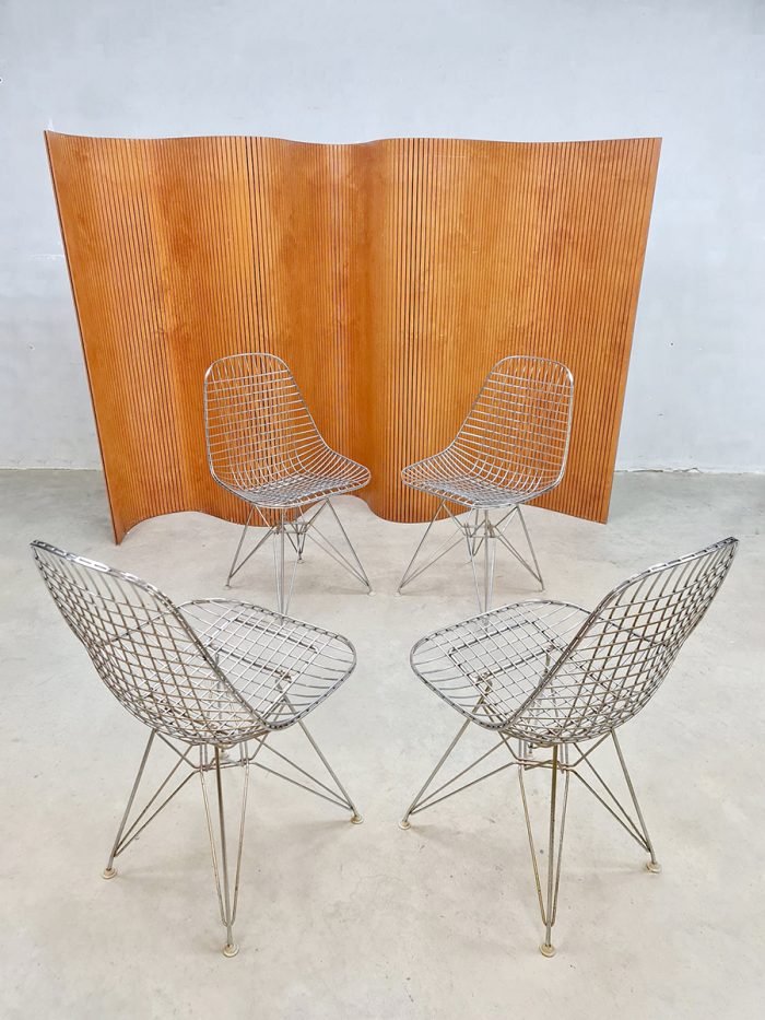 Vintage Eames wire chair ‘DKR’ draadstoelen Vitra Bestwelhip