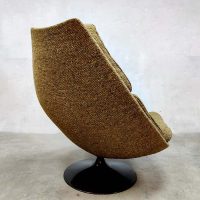 Midcentury Dutch design easy swivel chair F588 draaifauteuil Artifort Geoffrey Harcourt