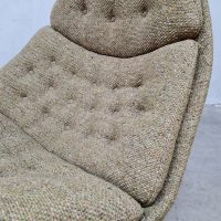Midcentury Dutch design easy swivel chair F588 draaifauteuil Artifort Geoffrey Harcourt