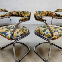 Vintage chrome tubular dining chairs eetkamerstoelen Zougoise Victoria