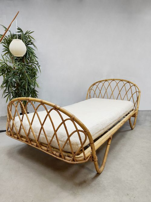 Vintage rattan bamboo bed wicker daybed 'Bohemian'