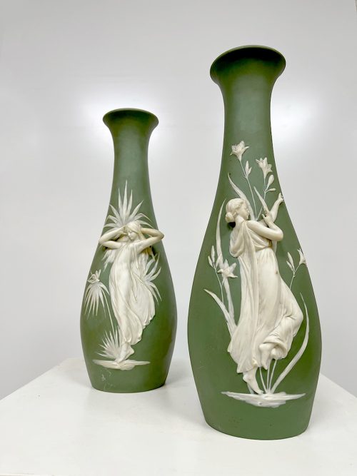 Vintage Bisque Porcelain vases vazen 'Wedgwood Jasperware'