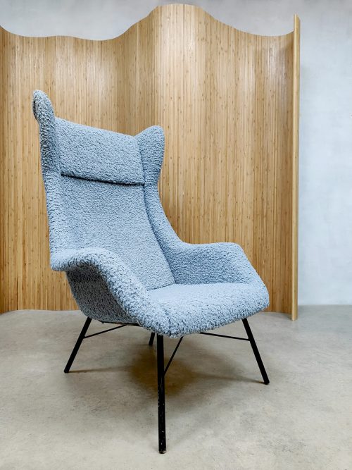 Vintage design wingback chair lounge fauteuil Miroslav Navratil
