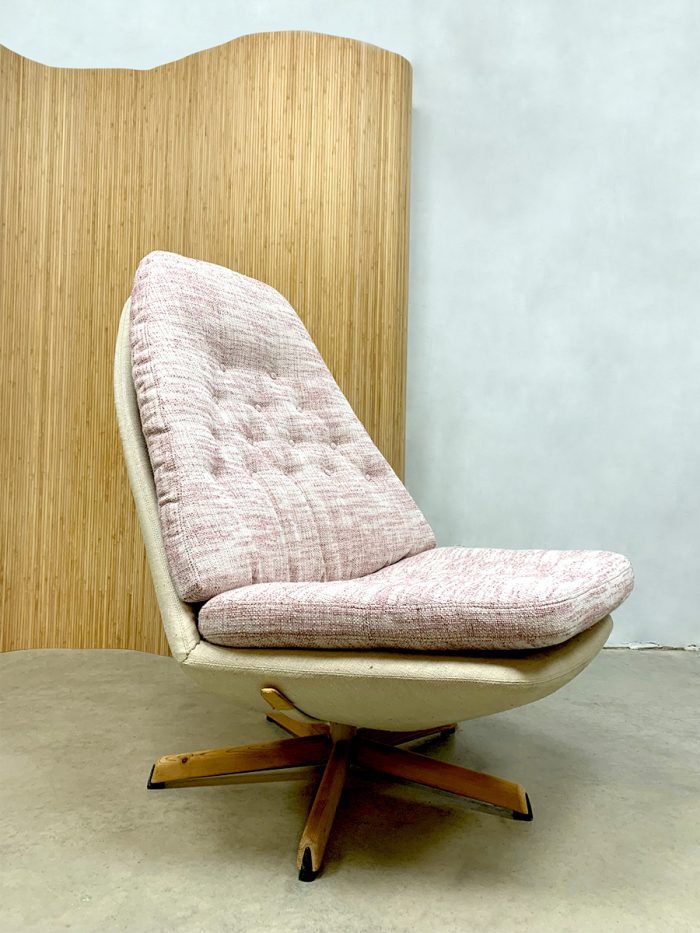 Midcentury Danish design swivel easy chair Madsen & Schubel
