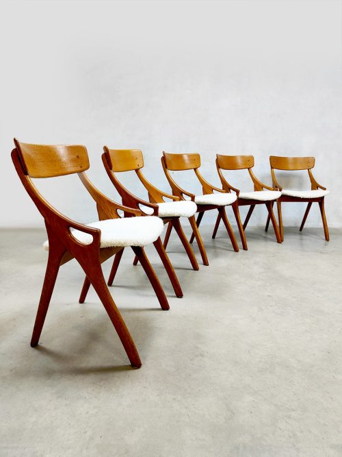 Vintage Danish dining chairs eetkamerstoelen Hovmand Olsen Mogens Kold