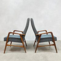 Vintage design armchairs lounge fauteuils 'Charming blue duo'