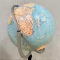 Vintage illuminated earth world globe floorlamp JRO wereldbol vloerlamp XL
