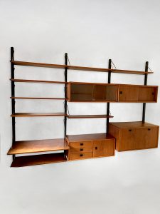 Vintage Scandinavian design modular wall unit wandsysteem Poul Cadovius