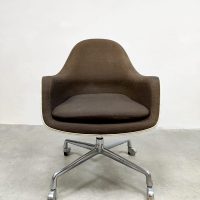 Vintage design office chair bureaustoel Eames Herman Miller