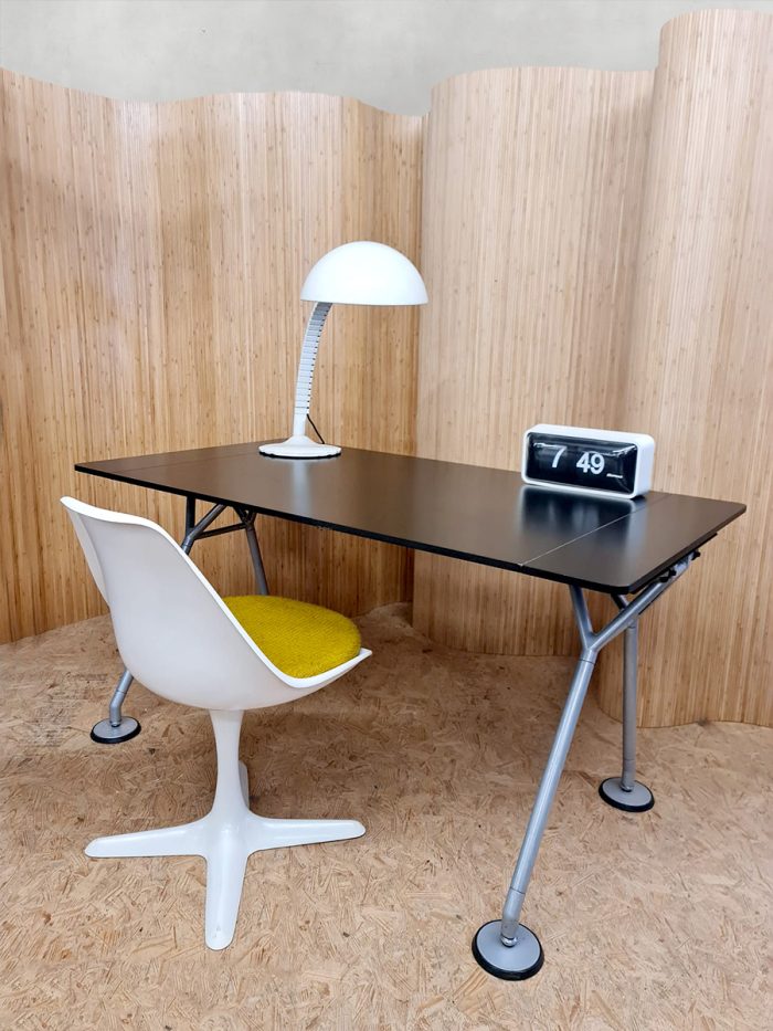 Tecno writing desk industrial table Norman Foster Nomus system