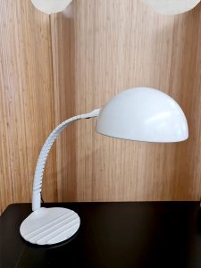 Vintage design lamp 'Flex Shell' bureaulamp Martinelli Luce model 660