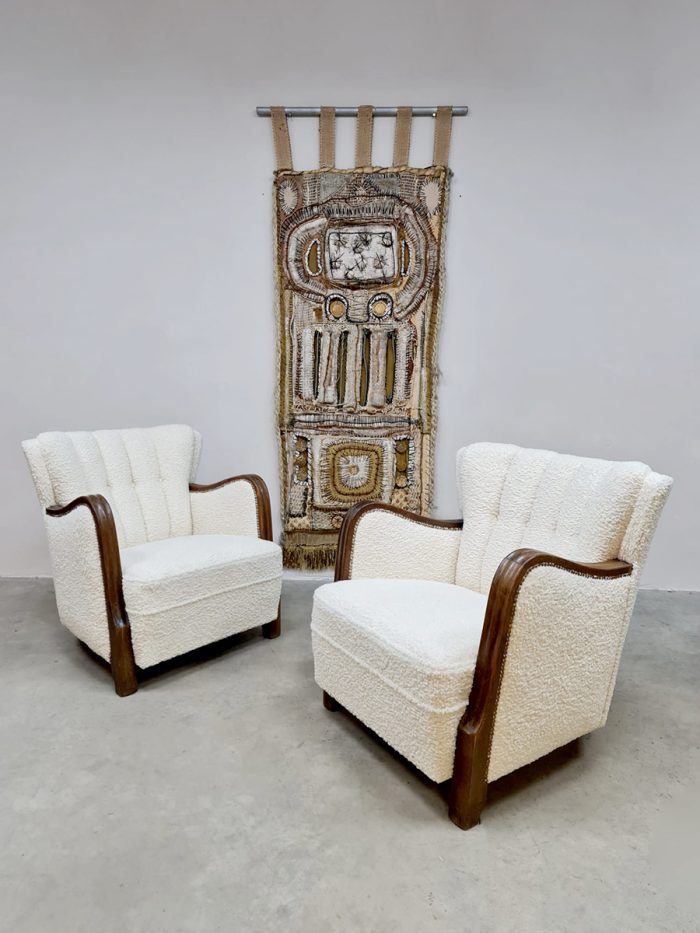 Art Deco armchairs lounge fauteuils 'Elegant bouclé'