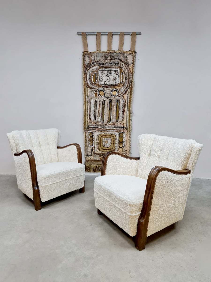 Art Deco armchairs lounge chairs 'Elegant bouclé'