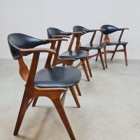 Midcentury 'Cowhorn' dining chairs Louis van Teeffelen