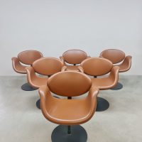 Vintage design Pierre Paulin Artifort 'little tulip' chairs