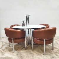 Vintage round dining table ronde eetkamertafel Mad men style