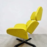 Vintage Dutch design swivel lounge chair draaifauteuil 'Mellow Yellow'