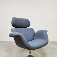 Vintage Dutch design 'Big Tulip' easy chair Pierre Paulin Artifort F545