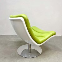 Vintage Dutch design swivel chair draaifauteuil Artifort 'Green spirit'
