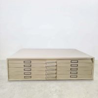 Vintage industrial coffee table chest of drawers salon tafel ladenkast