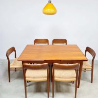 Danish vintage teak dining table Deense eetkamertafel Niels Otto Møller, JL Møllers Møbelfabrik